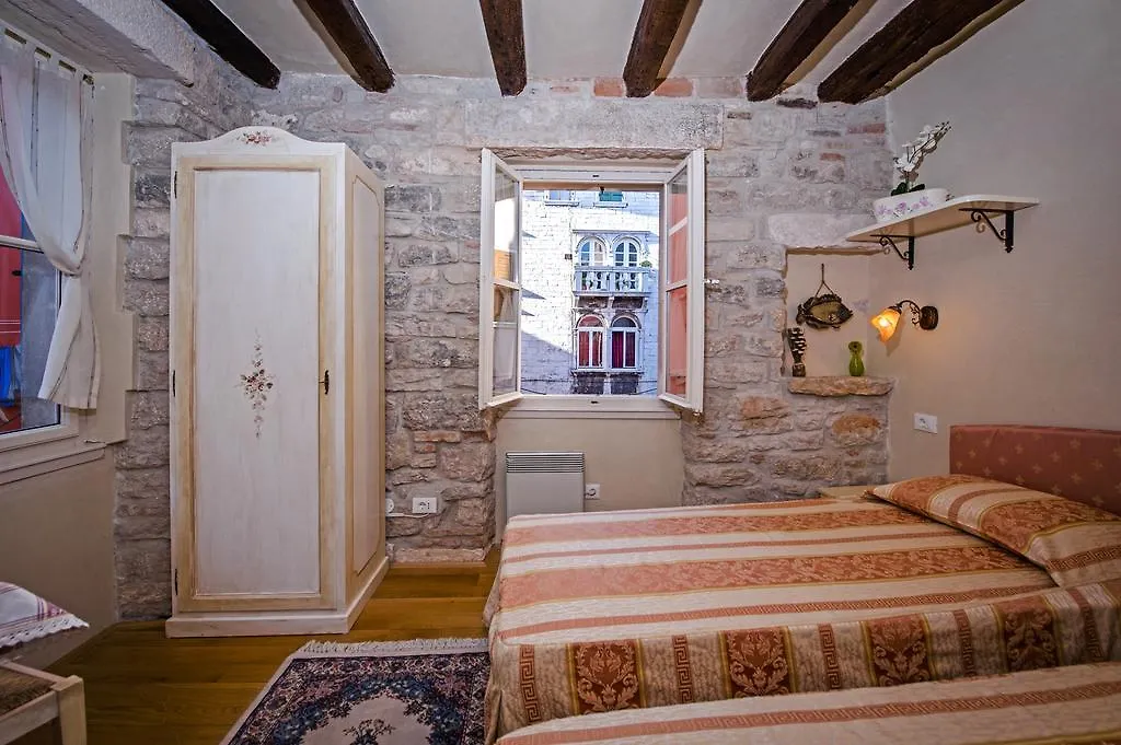 Residence Marco Polo Centro Storico Rovinj Guest house