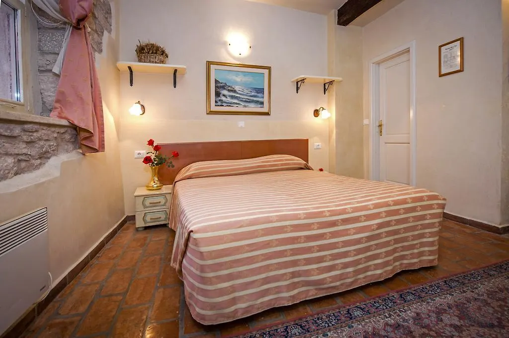 Residence Marco Polo Centro Storico Rovinj 3*,  Croatia