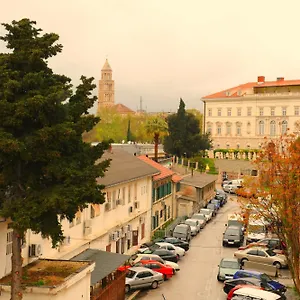 Valentino Croazia